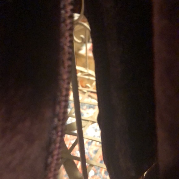 Vintage, Mouton fur coat. Runs small would probably fit extra small, size 2 to 4 - Picture 5 of 7